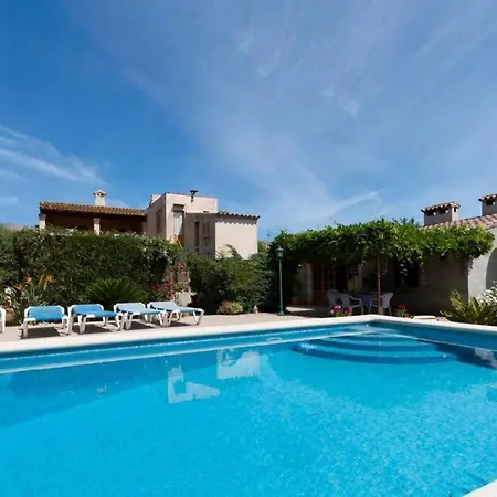 Holiday home Between Old Town And Port By Renthousing