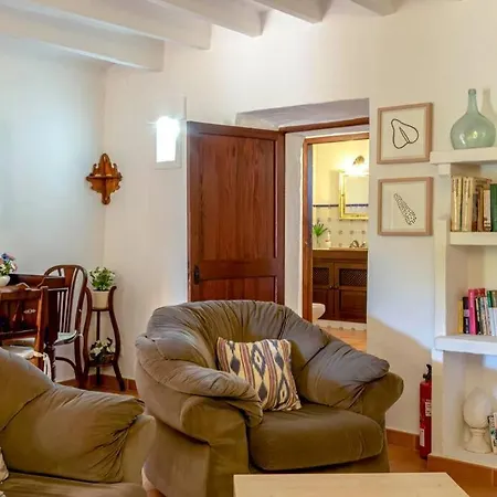 Holiday home Between Old Town And Port By Renthousing Pollenca