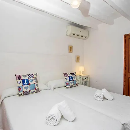 Holiday home Between Old Town And Port By Renthousing Pollenca